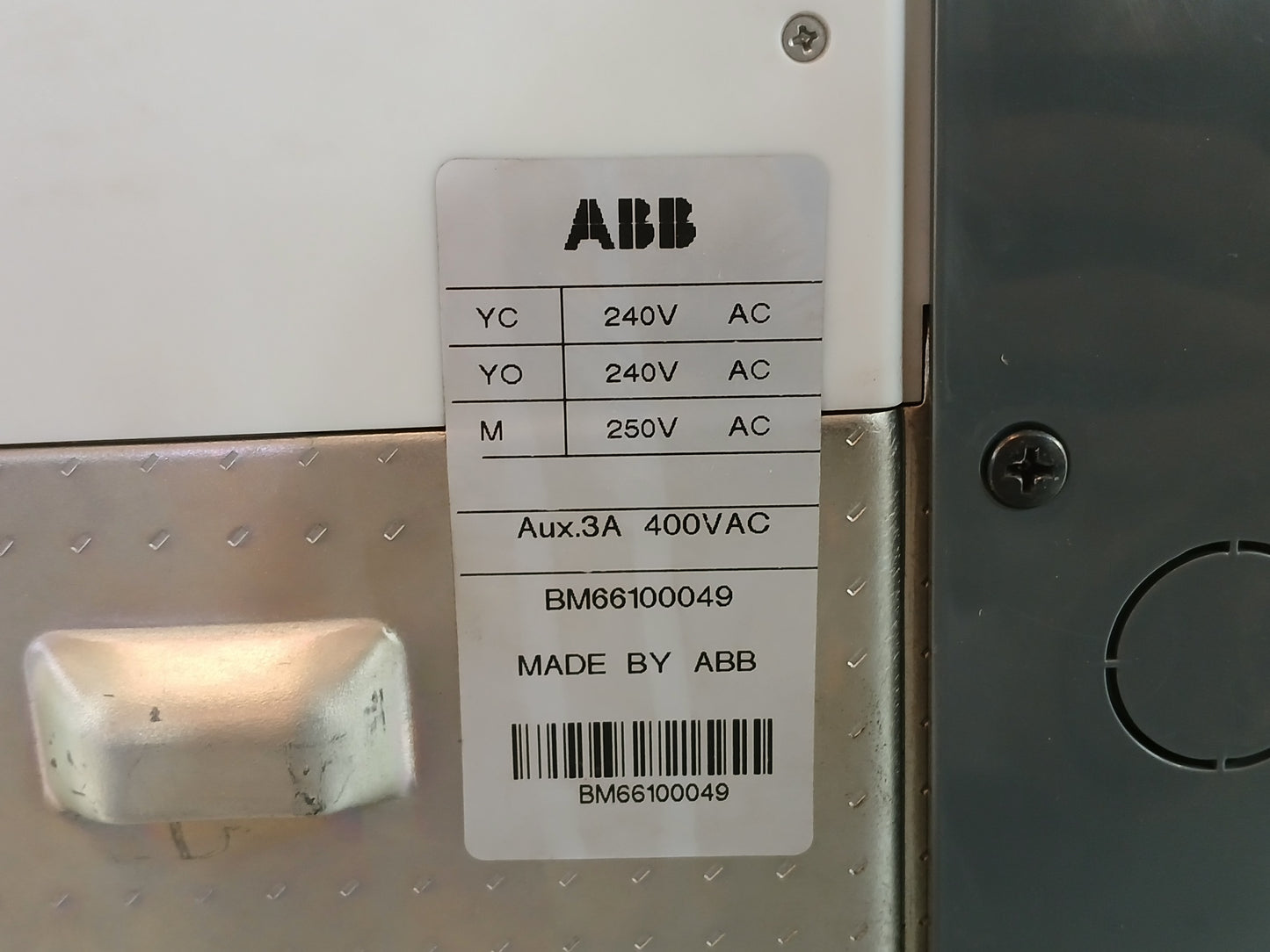 ABB SACE Emax SACE PR122/P-LSIG LOW-VOLTAGE AIR CIRCUIT BREAKER 800A 690V