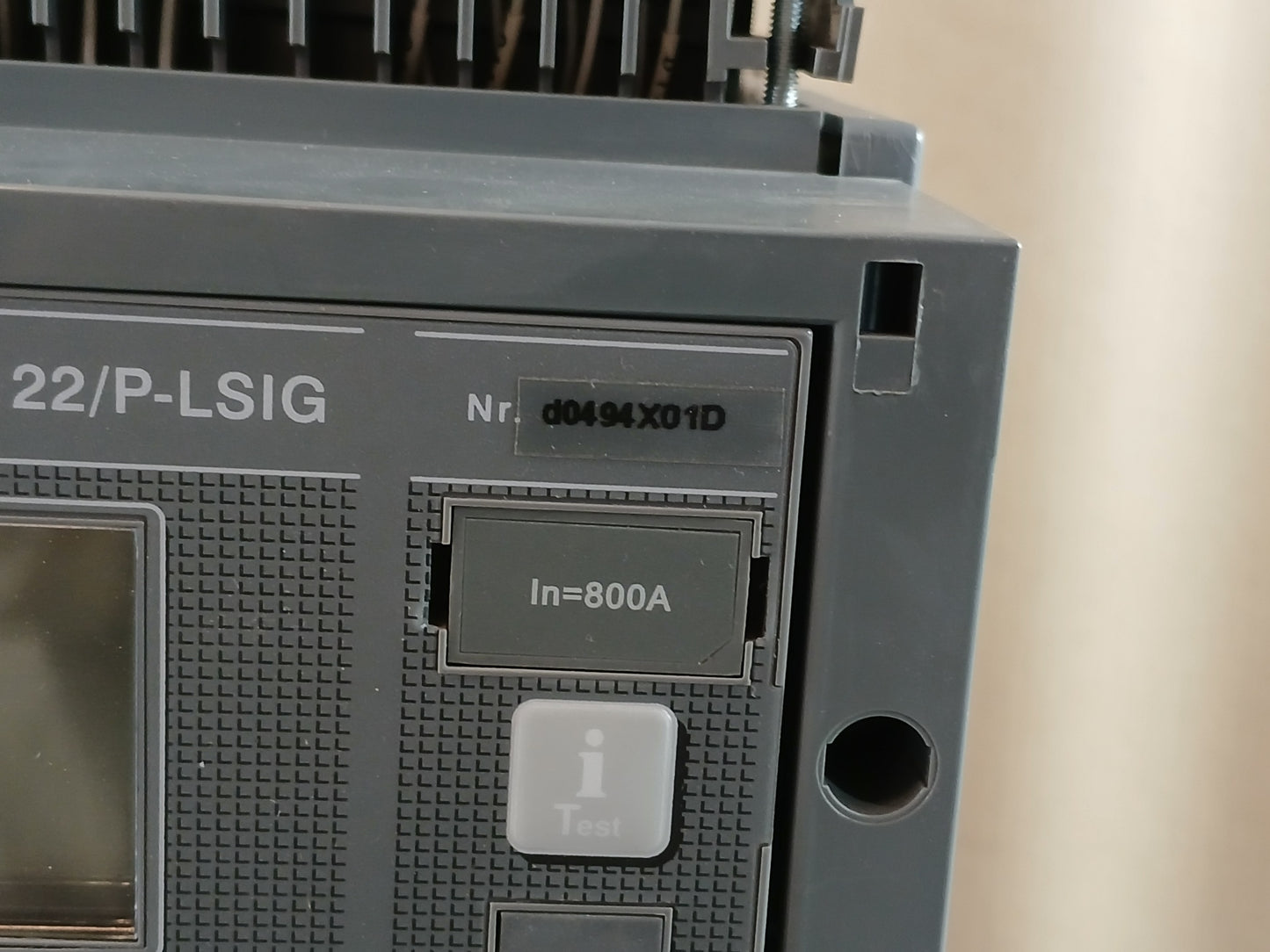 ABB SACE Emax SACE PR122/P-LSIG LOW-VOLTAGE AIR CIRCUIT BREAKER 800A 690V