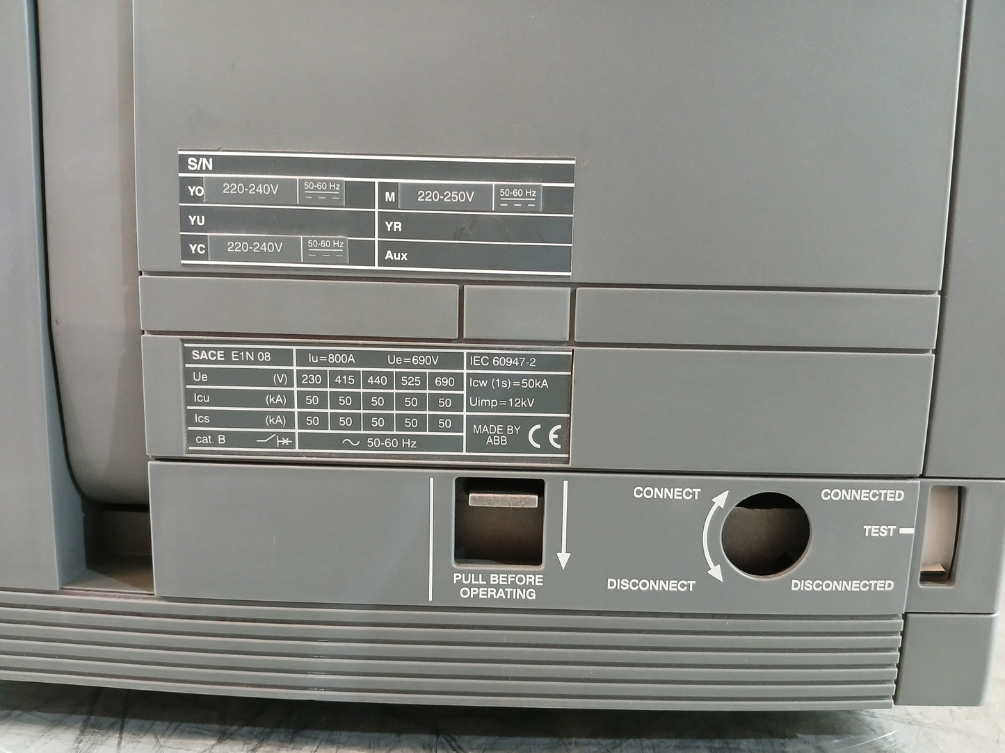 ABB SACE Emax SACE PR122/P-LSIG LOW-VOLTAGE AIR CIRCUIT BREAKER 800A 690V