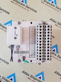 ABB SPAU 130 C THREE-PHASE OVERVOLTAGE AND UNDERVOLTAGE RELAY