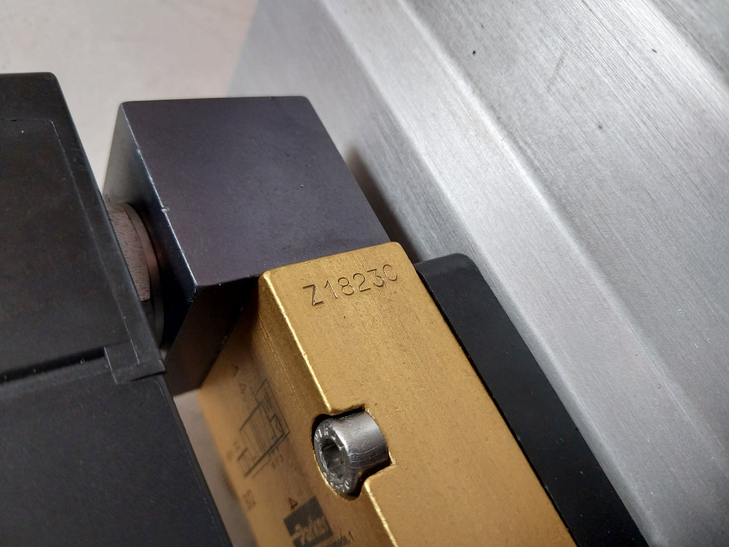 AIR TORQUE DR00220U AZL PNEUMATIC ACTUATOR