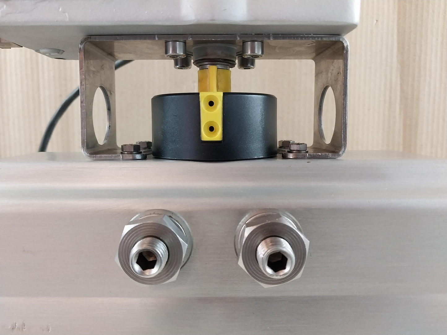 AIR TORQUE DR00220U AZL PNEUMATIC ACTUATOR