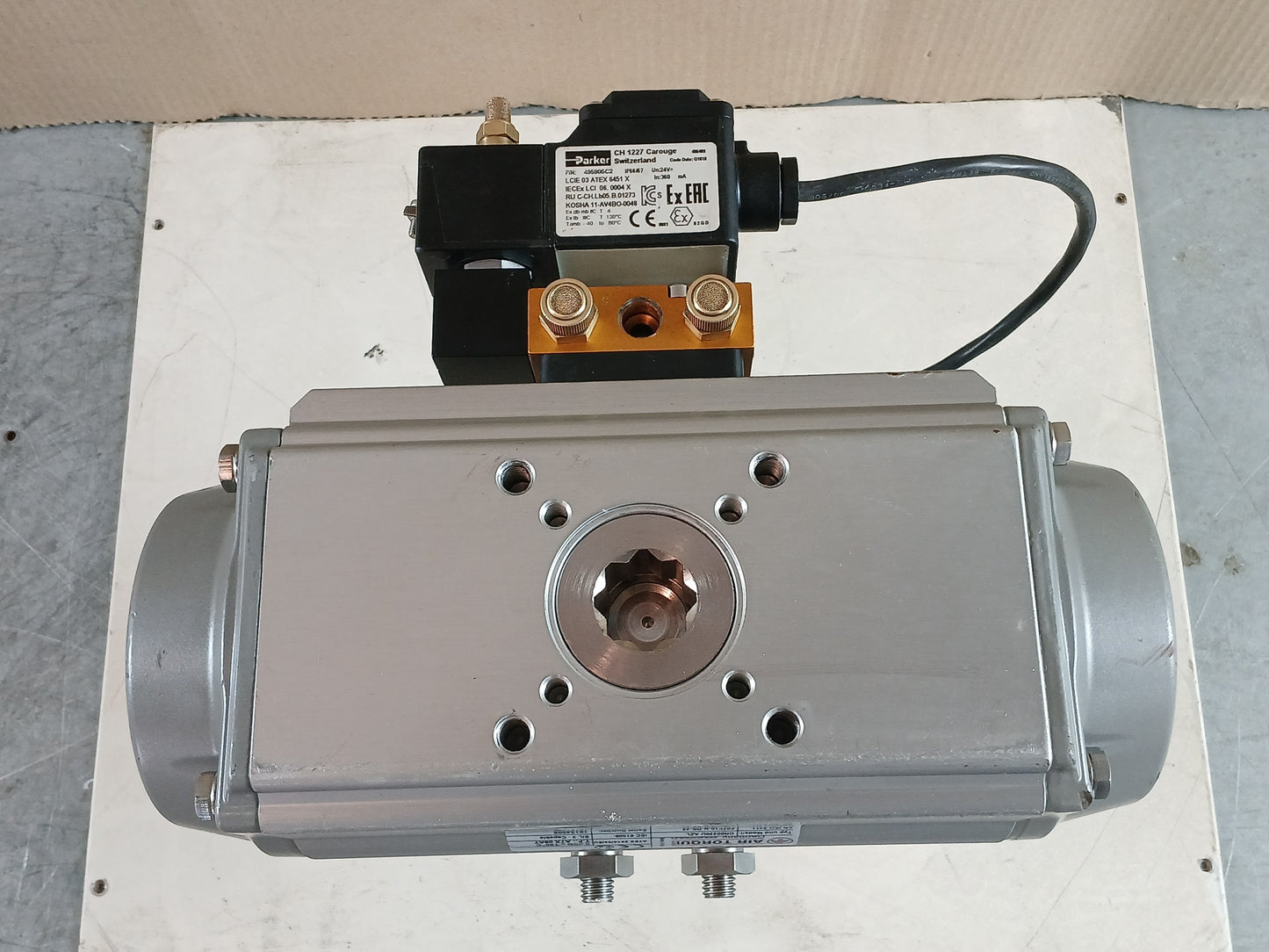 AIR TORQUE DR00220U AZL PNEUMATIC ACTUATOR