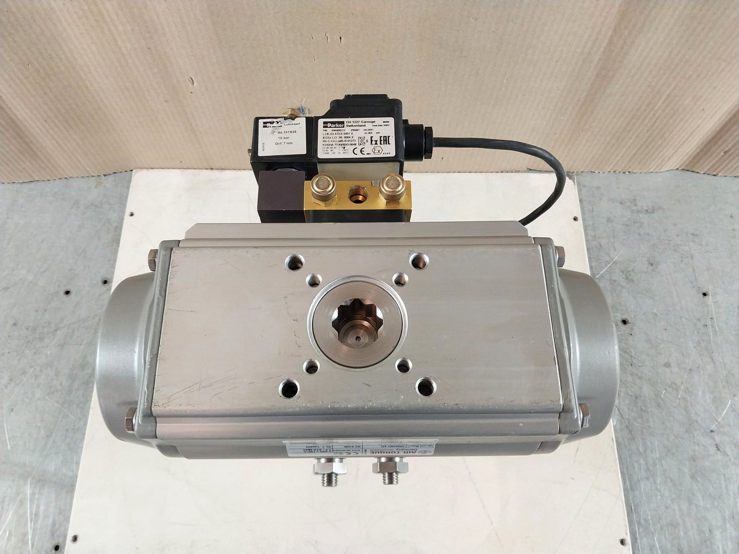 AIR TORQUE DR00220U AZL PNEUMATIC ACTUATOR