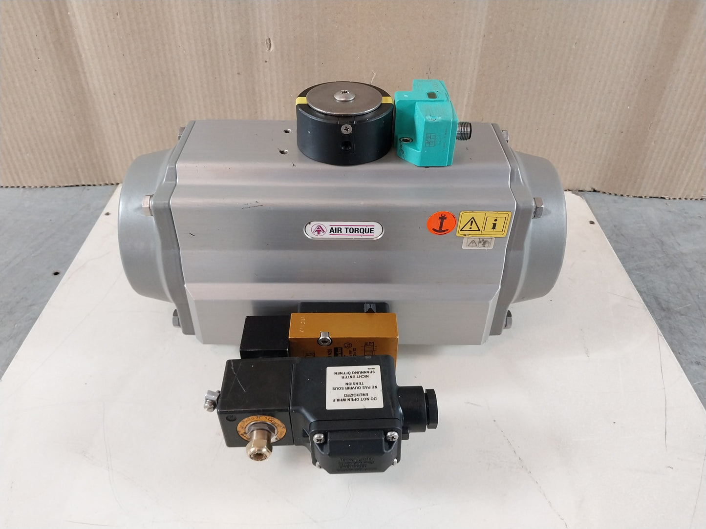 AIR TORQUE DR00220U AZL PNEUMATIC ACTUATOR