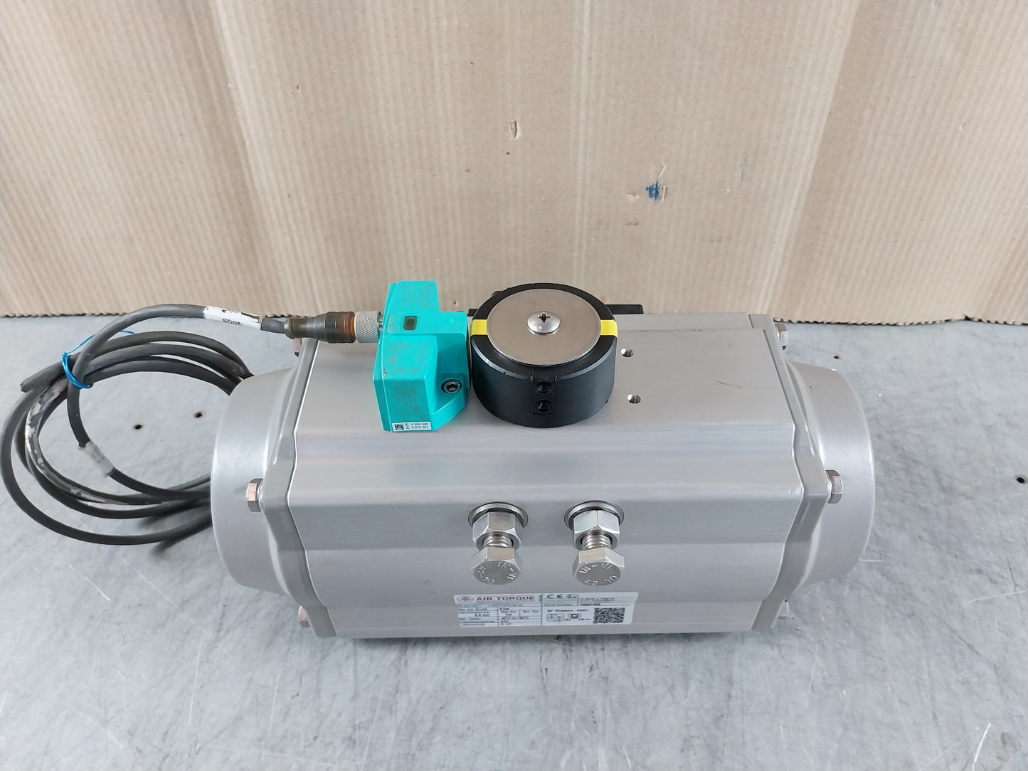 AIR TORQUE DR00220U AZL PNEUMATIC ACTUATOR