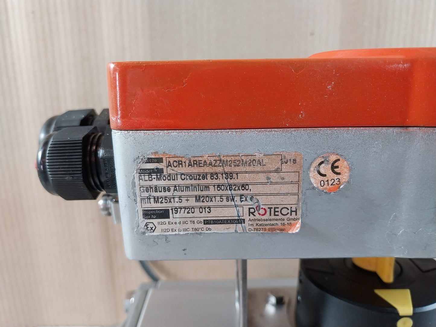 AIR TORQUE DR00220U AZL PNEUMATIC ACTUATOR