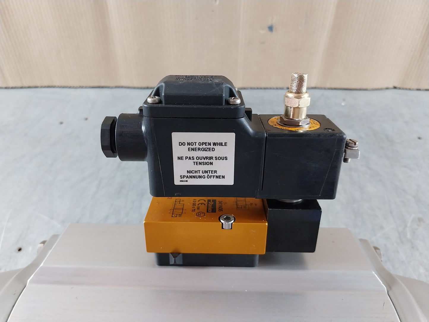 AIR TORQUE DR00220U AZL PNEUMATIC ACTUATOR