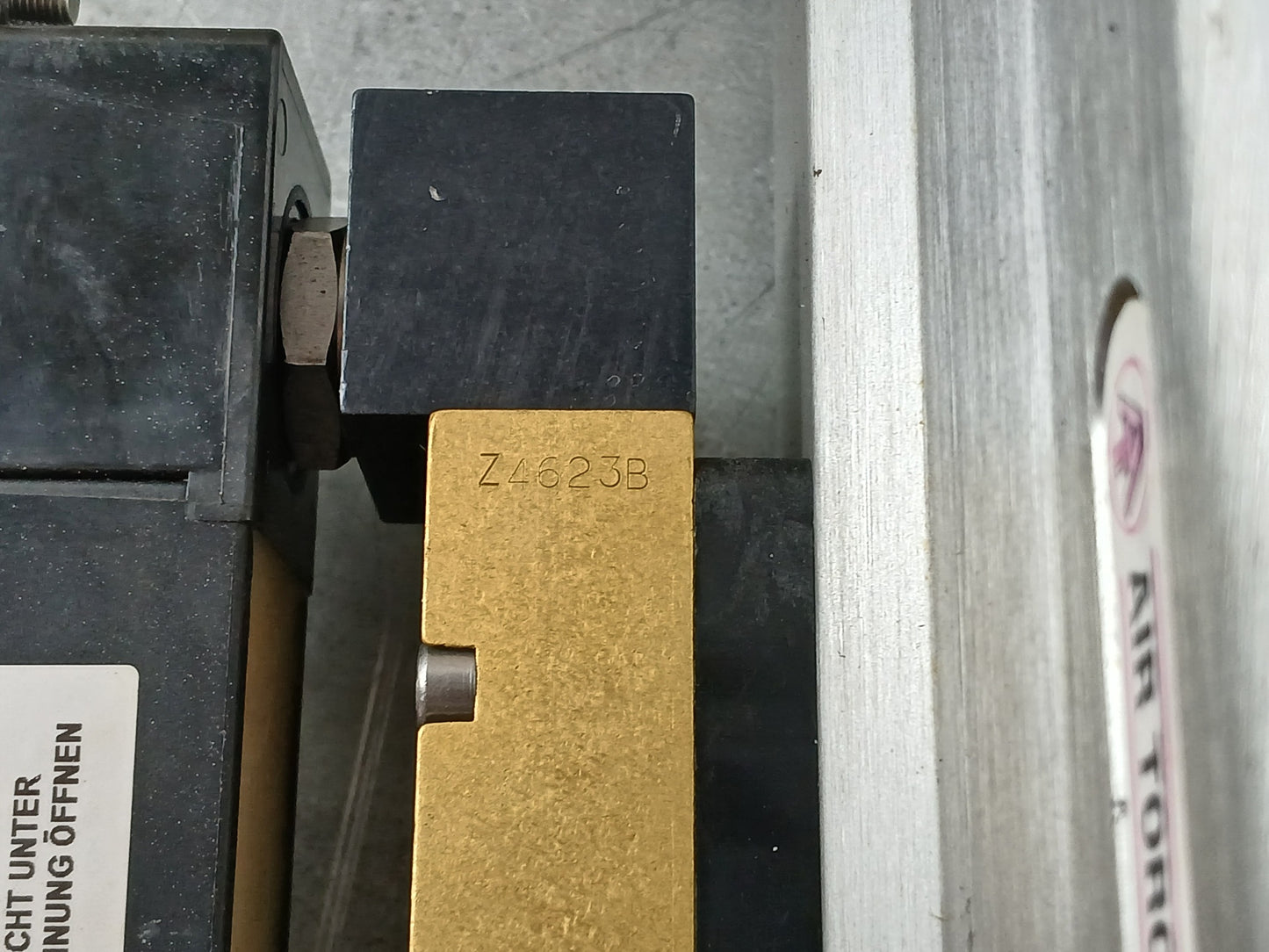 AIR TORQUE DR0220U AZL PNEUMATIC ACTUATOR