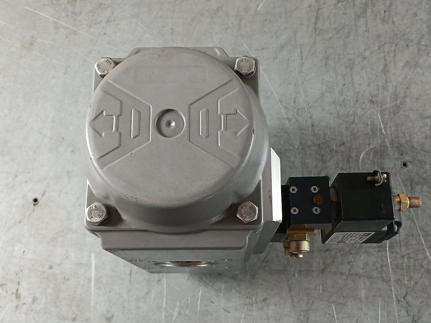 AIR TORQUE DR0220U AZL PNEUMATIC ACTUATOR