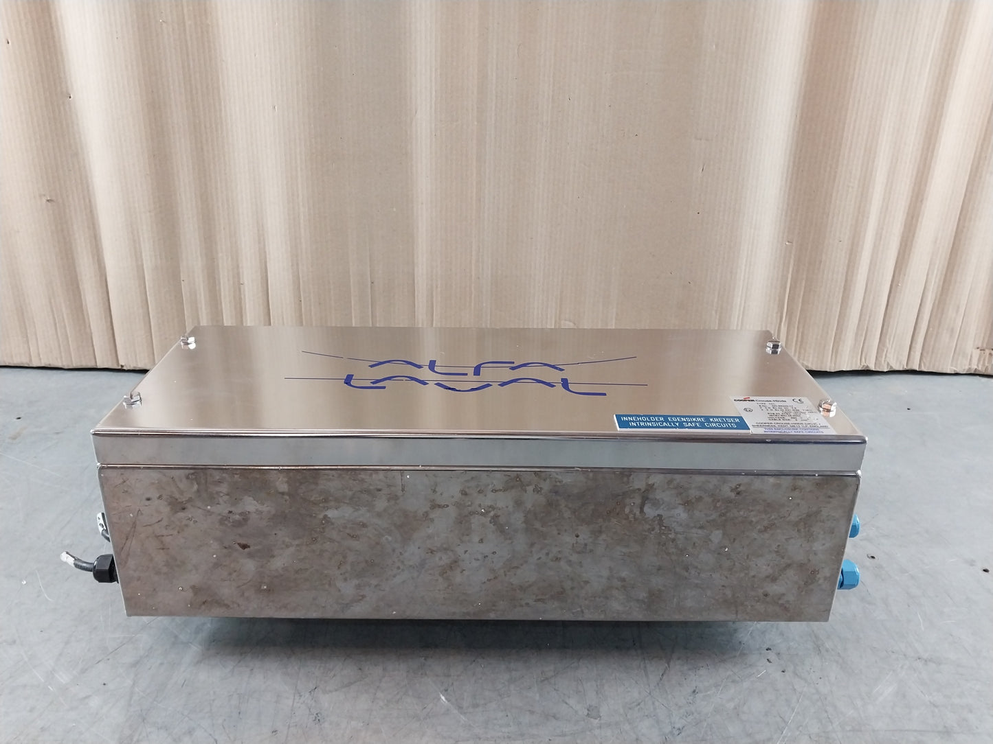 ALFA LAVAL COOPER CROUSE-HINDS XCL CONTROL PANEL ENCLOSURE 690V 6mm2