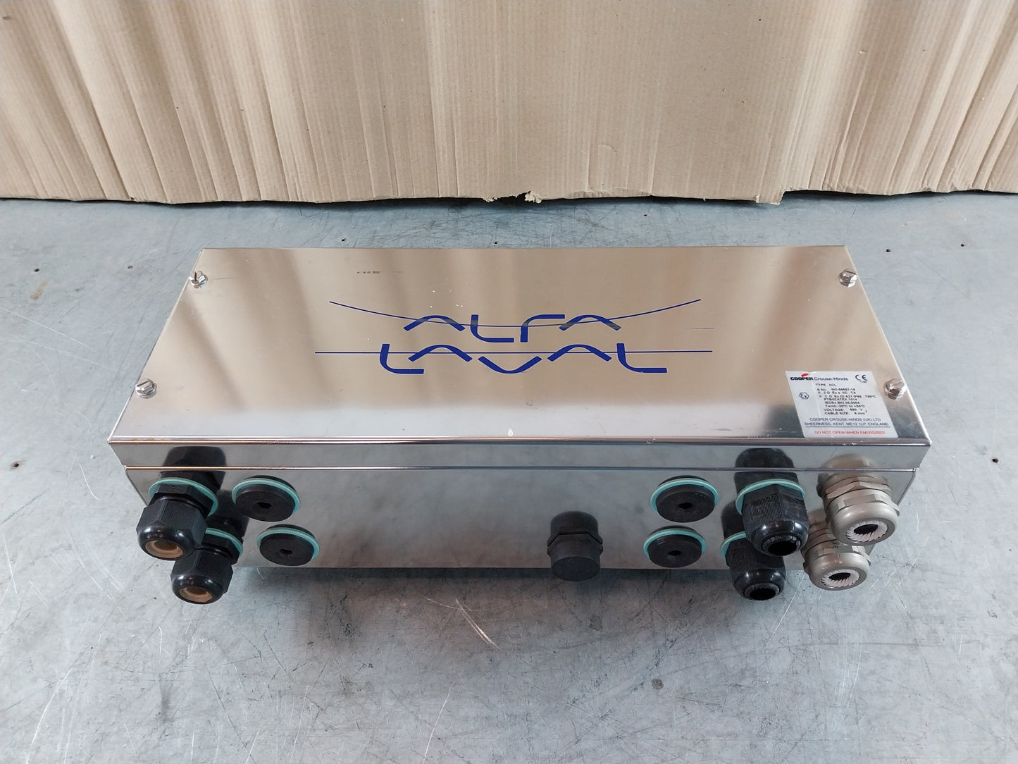 ALFA LAVAL COOPER CROUSE-HINDS XCL CONTROL PANEL ENCLOSURE IP66 690V 6mm2