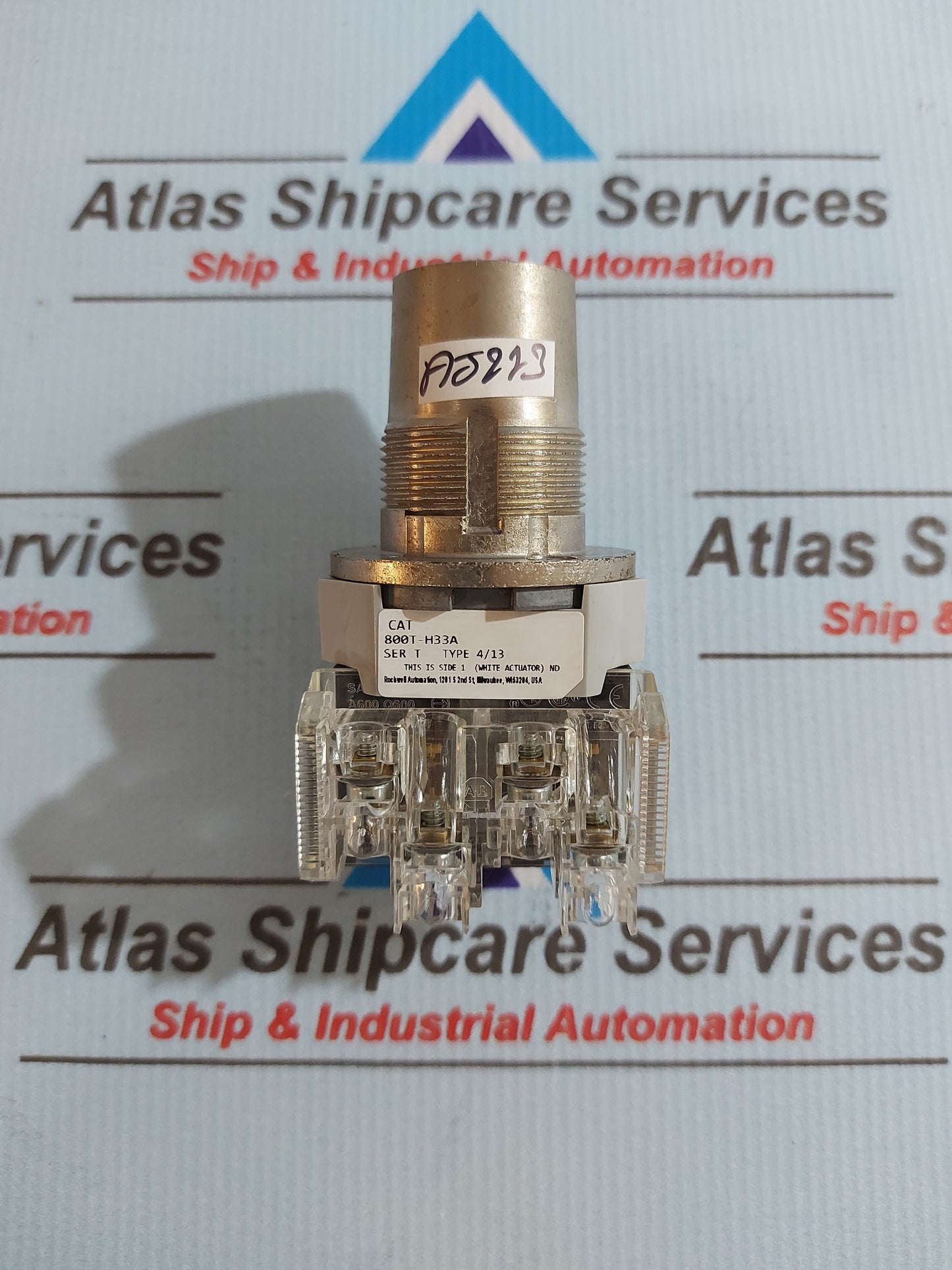 ALLEN-BRADLEY 800T-H33A NON-ILLUMINATED SELECTOR SWITCH