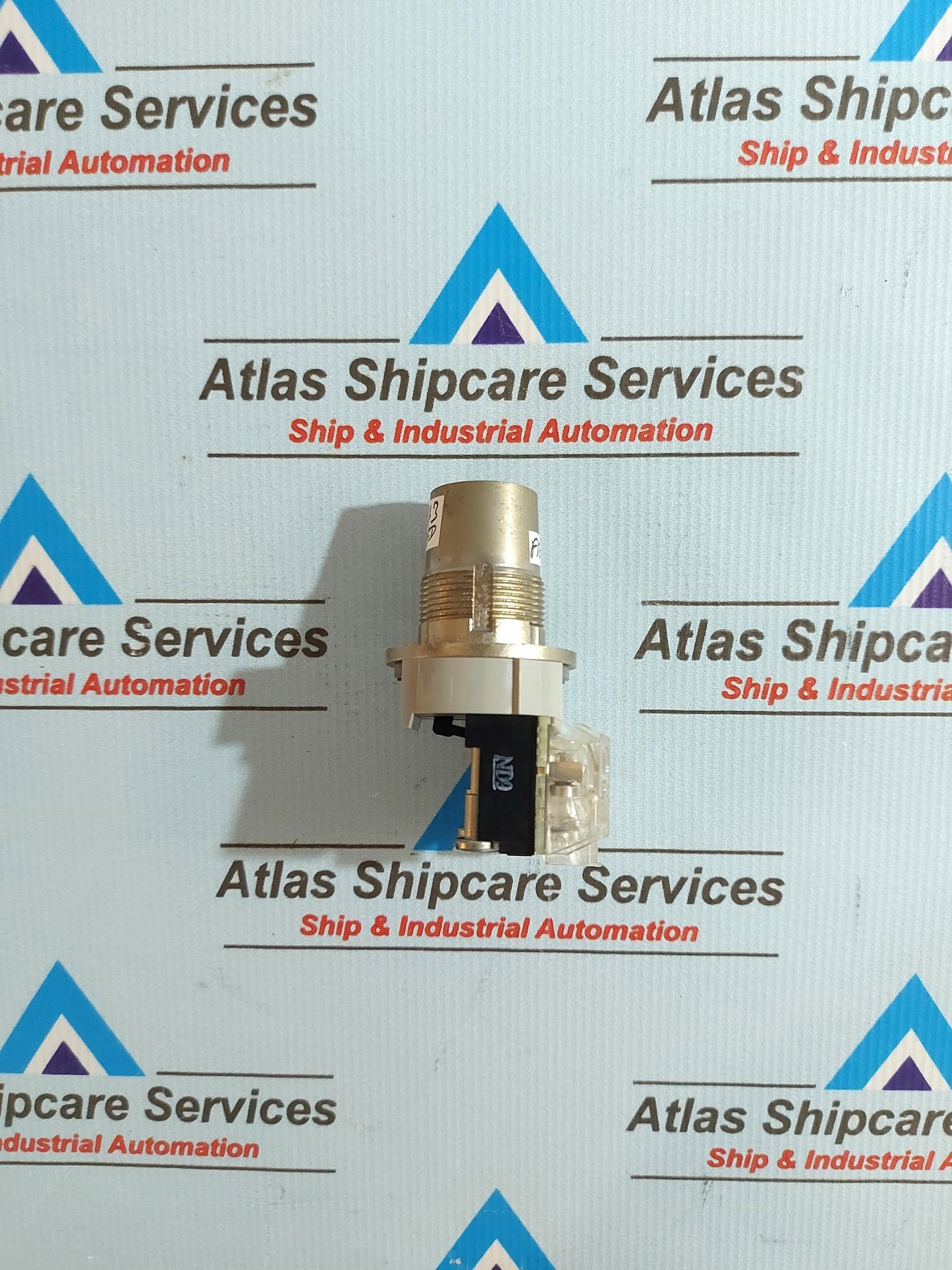 ALLEN-BRADLEY 800T-H33A NON-ILLUMINATED SELECTOR SWITCH