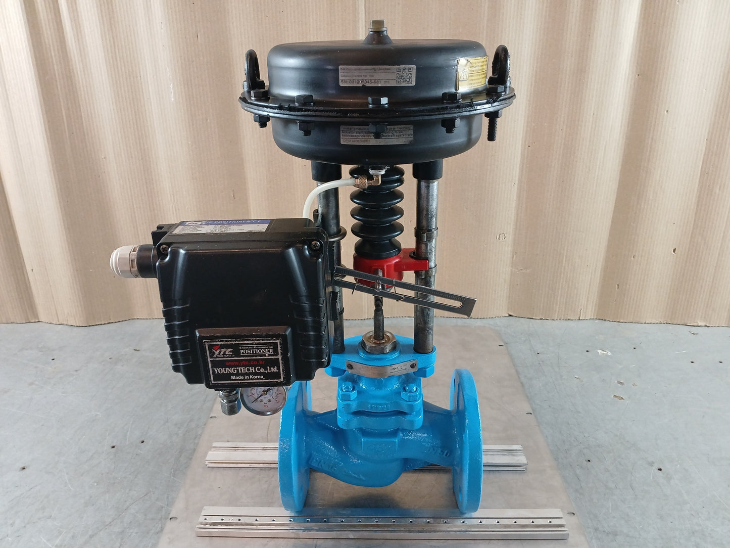 ARI-ARMATUREN STEVI 440 CONTROL VALVE ACTUATOR W/ELECTRO-PNEUMATIC POSITIONER