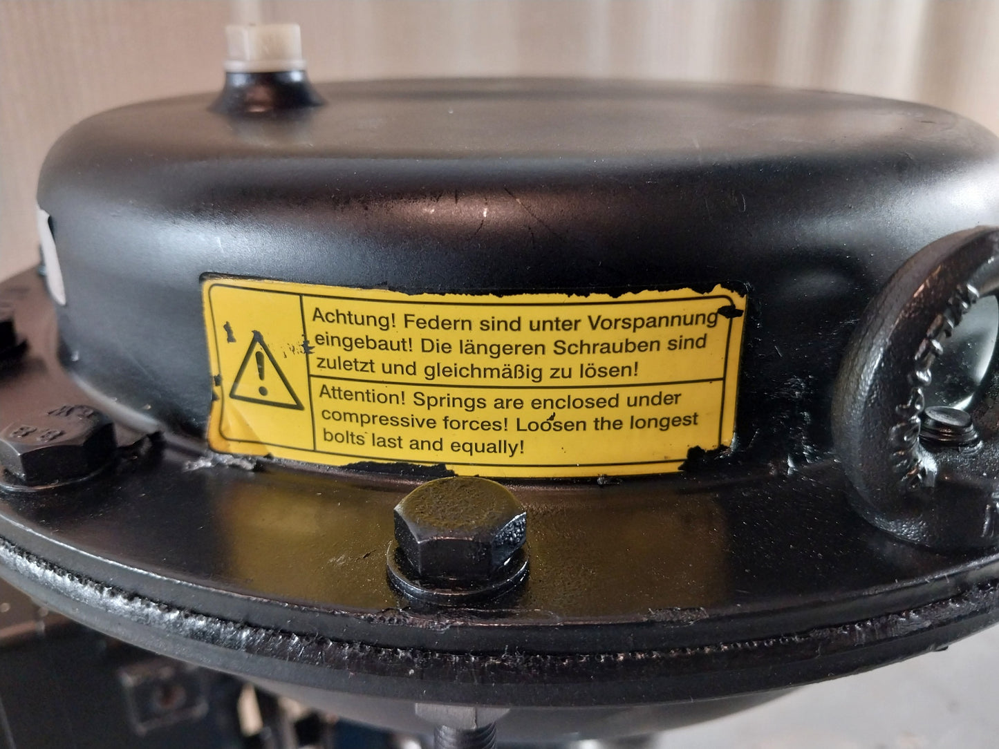 ARI-ARMATUREN STEVI 440 CONTROL VALVE ACTUATOR W/ELECTRO-PNEUMATIC POSITIONER