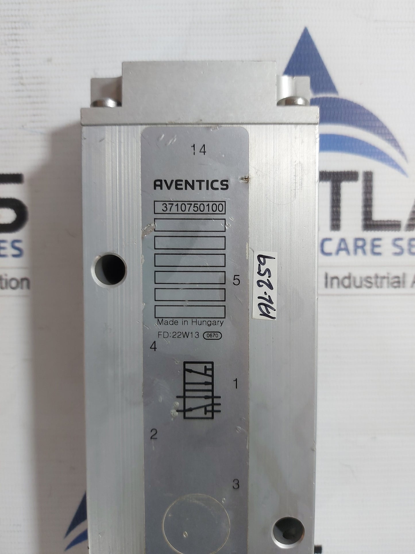 AVENTICS 3710750100 PNEUMATIC VALVE