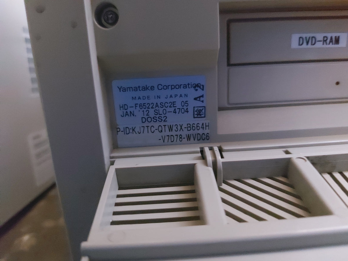 AZBIL HITACHI HF-W6500 HJ-6510-60WJD INDUSTRIAL COMPUTER SERVER