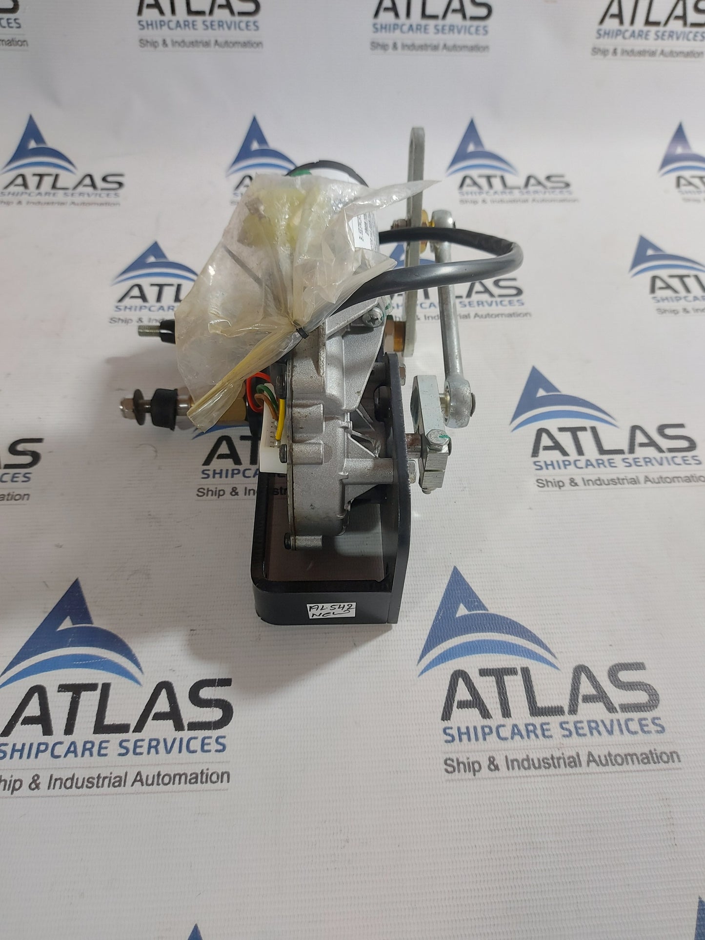 B. HEPWORTH 100865/2 WIPER MOTOR