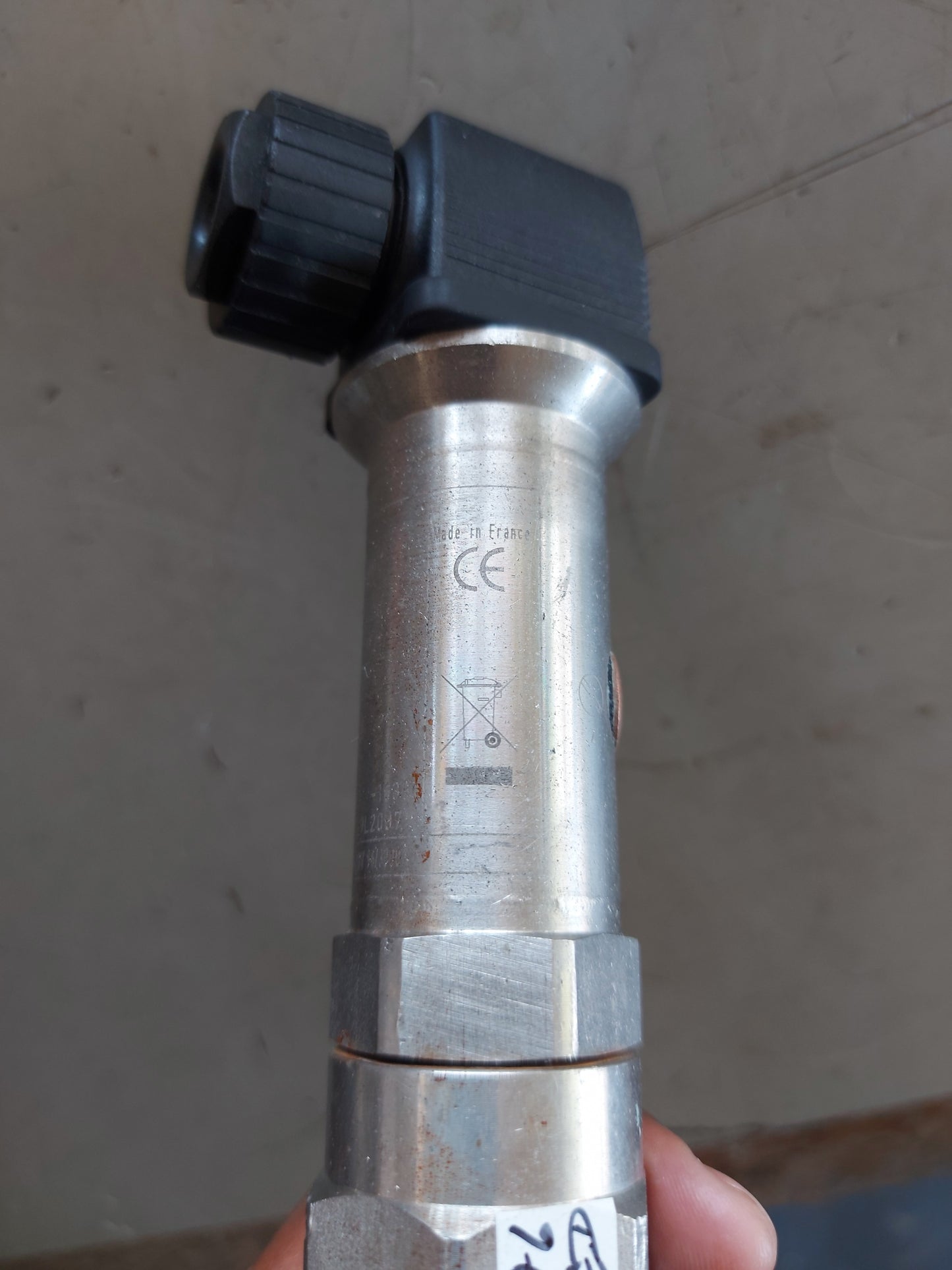 BAUMER E923 FLUSH DIAPHRAGM PRESSURE TRANSMITTER 100 Psi 4-20mA