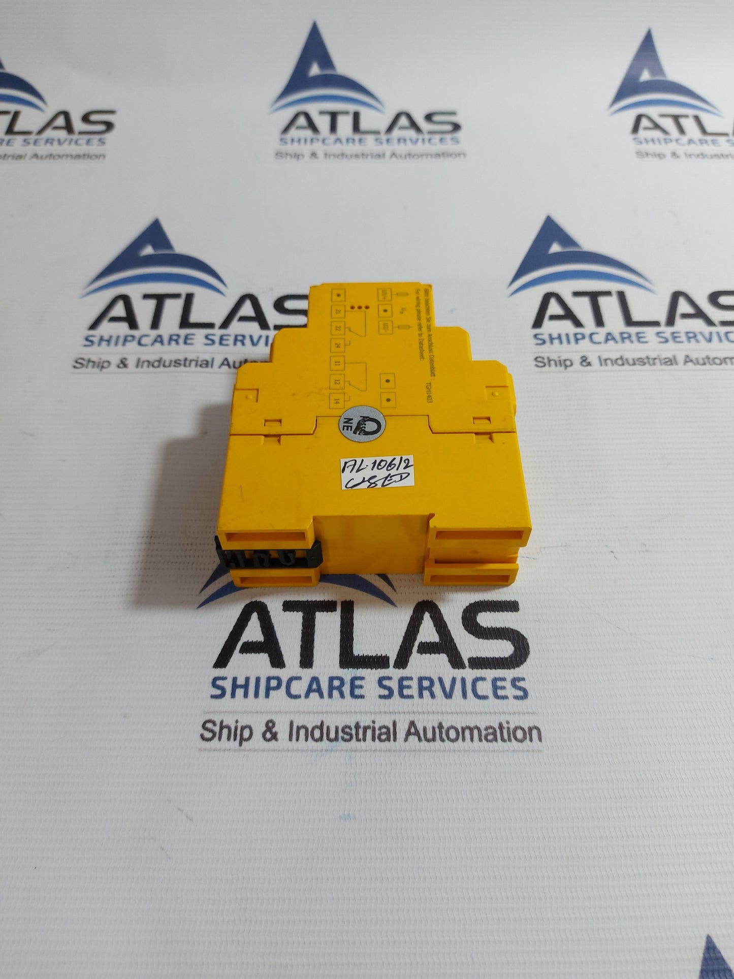 BENDER VME421H-D-R OVERVOLTAGE MONITORING RELAY VME421