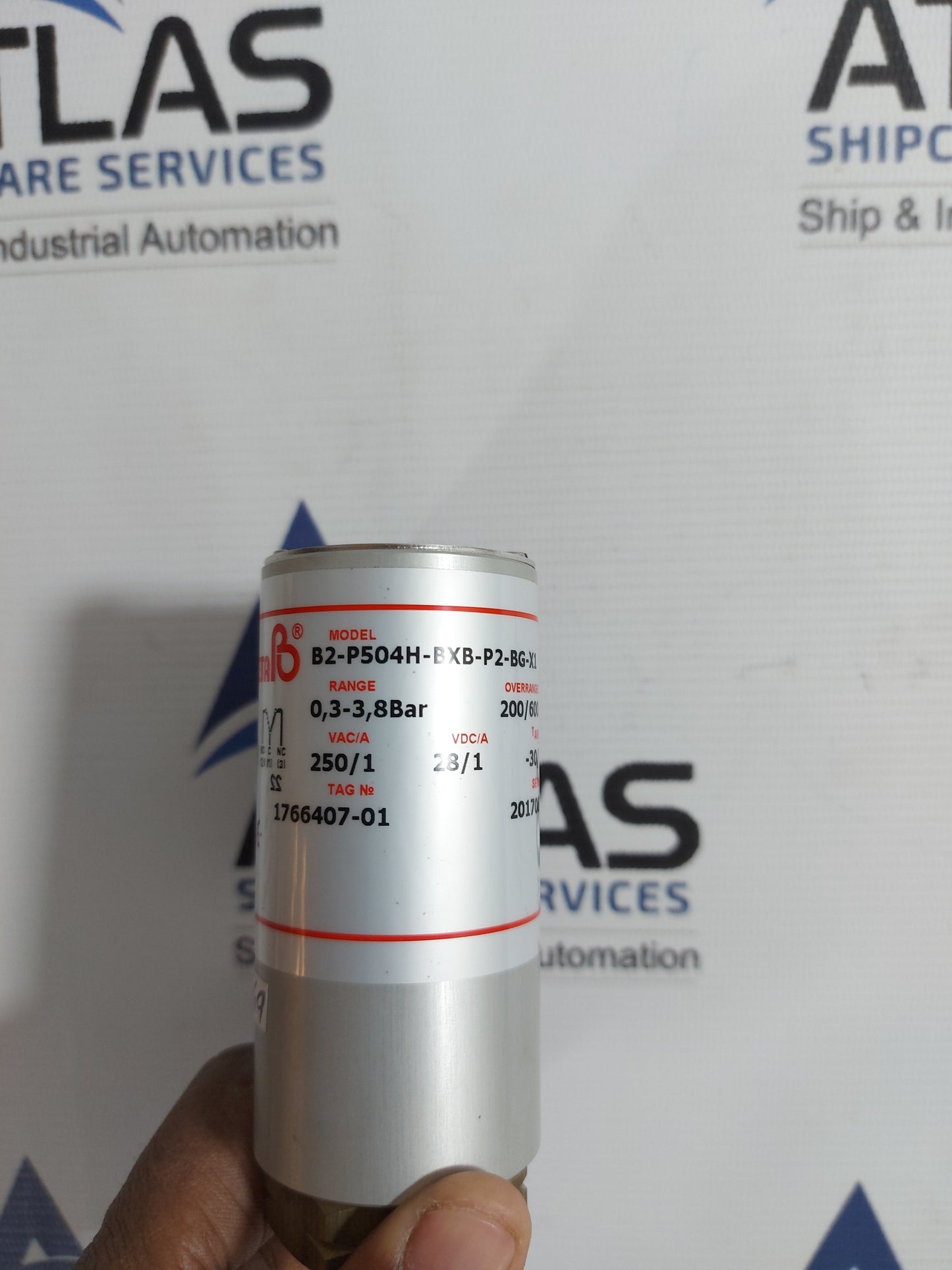 BETA B2-P504H-BXB-P2-BG-X1 PRESSURE SWITCH 0.3-3.8 BAR