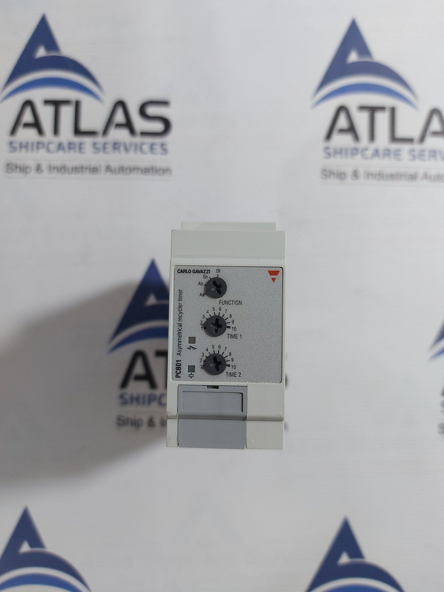 CARLO GAVAZZI PCB01DM24 ASYMMETRICAL RECYCLER TIMER