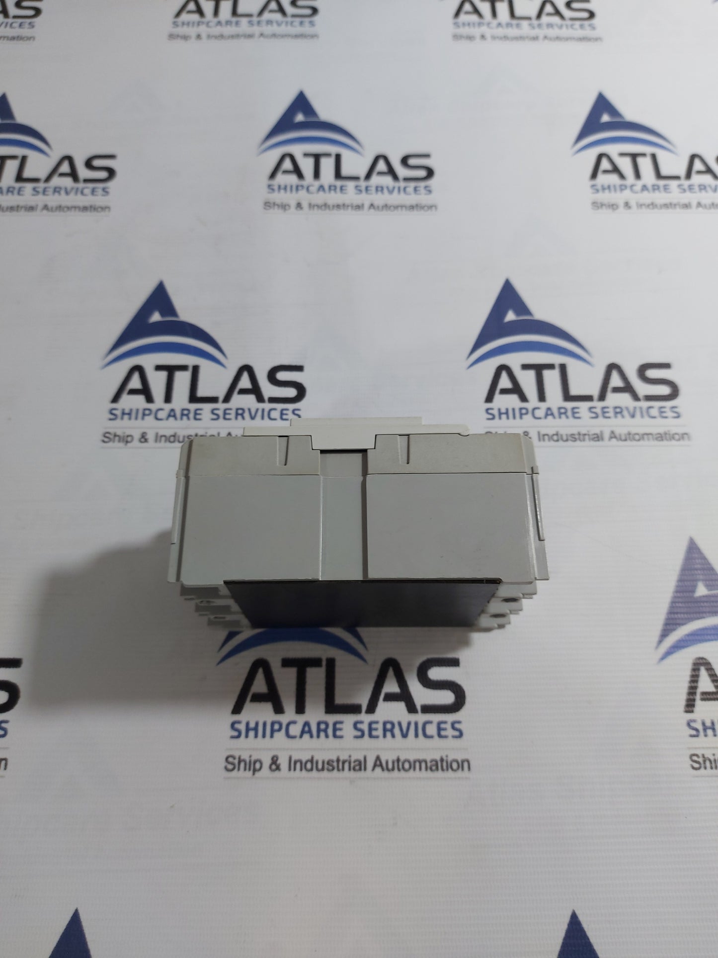 CHEIL CBS-33N MOLDED CASE CIRCUIT BREAKER 3 POLE 15A