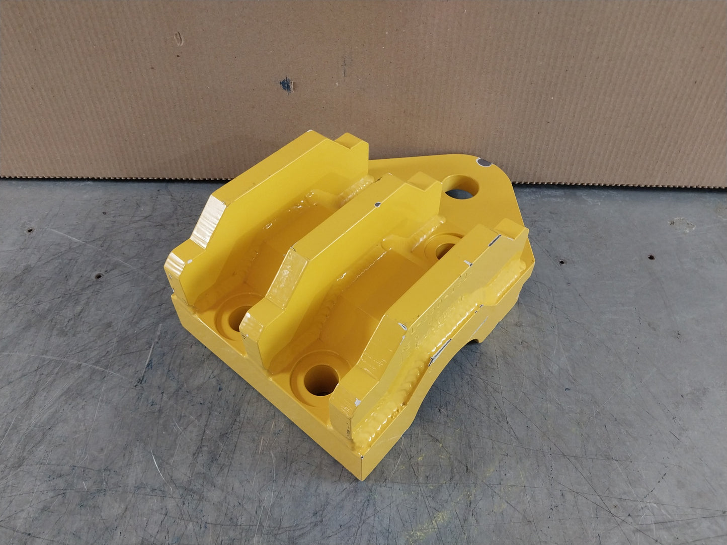 CLAMP HALF-LINK TILT TOP DRIVE LINE 0010 9L-330-1814 REV.02