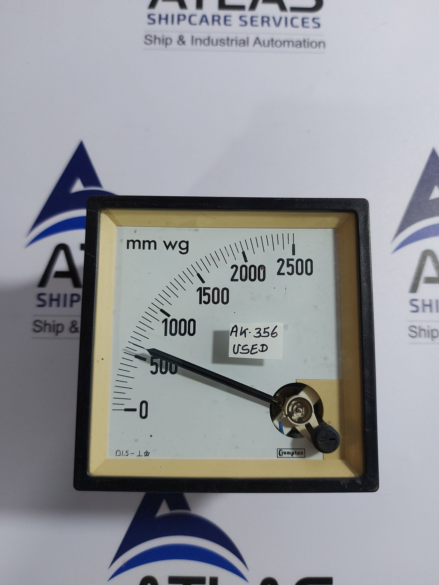 CROMPTON 0-2500 mmwg ANALOG PANEL METER