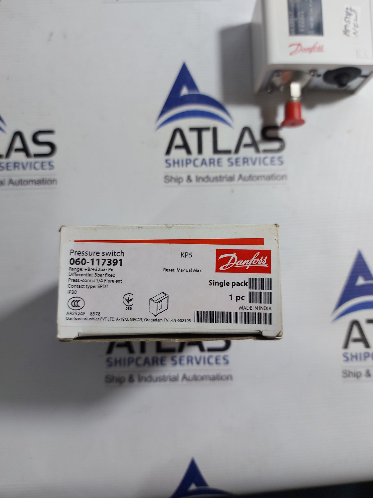 DANFOSS 060-117391 PRESSURE SWITCH KP5 +8/+32BAR