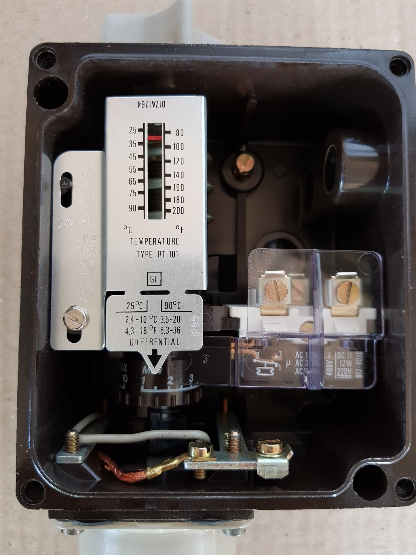 DANFOSS RT101 17 5022 TEMPRATURE CONTROL