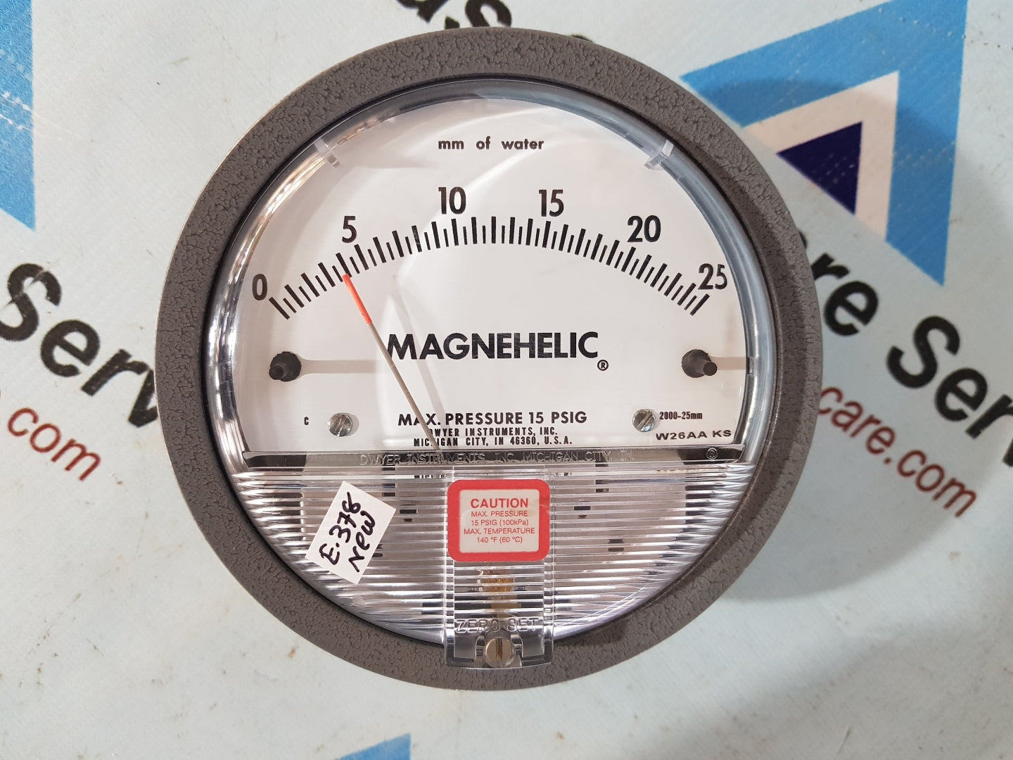 Dwyer 2000-25MM Magnehelic Differential Pressure Gauge