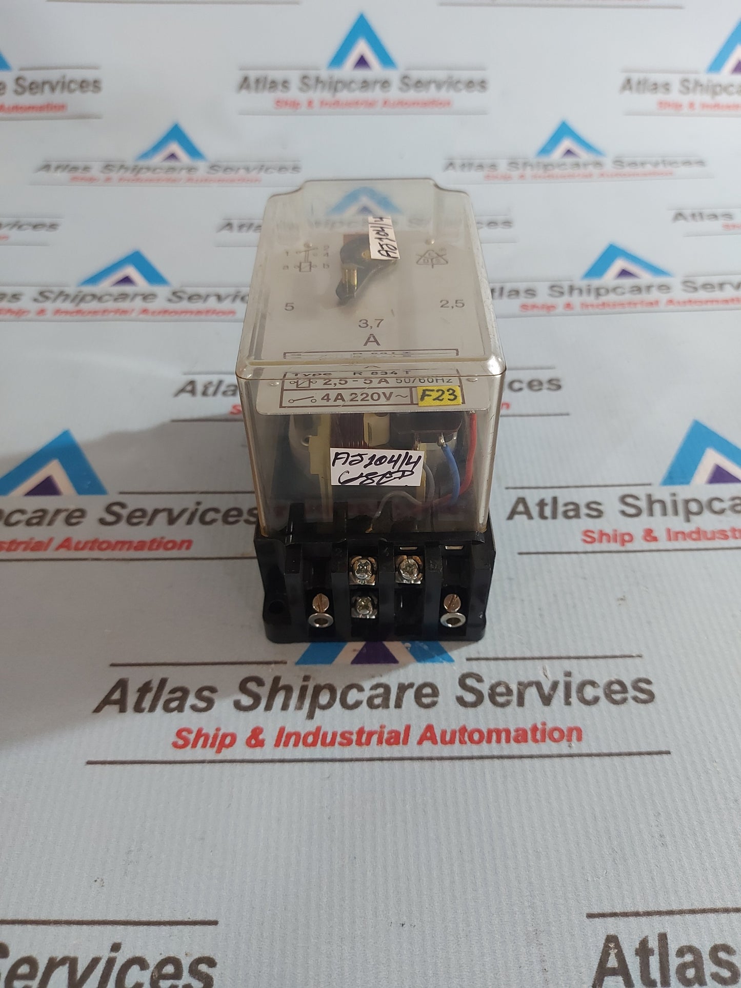 E.DOLD & SOHNE R 834 T CURRENT RELAY 4A 220V