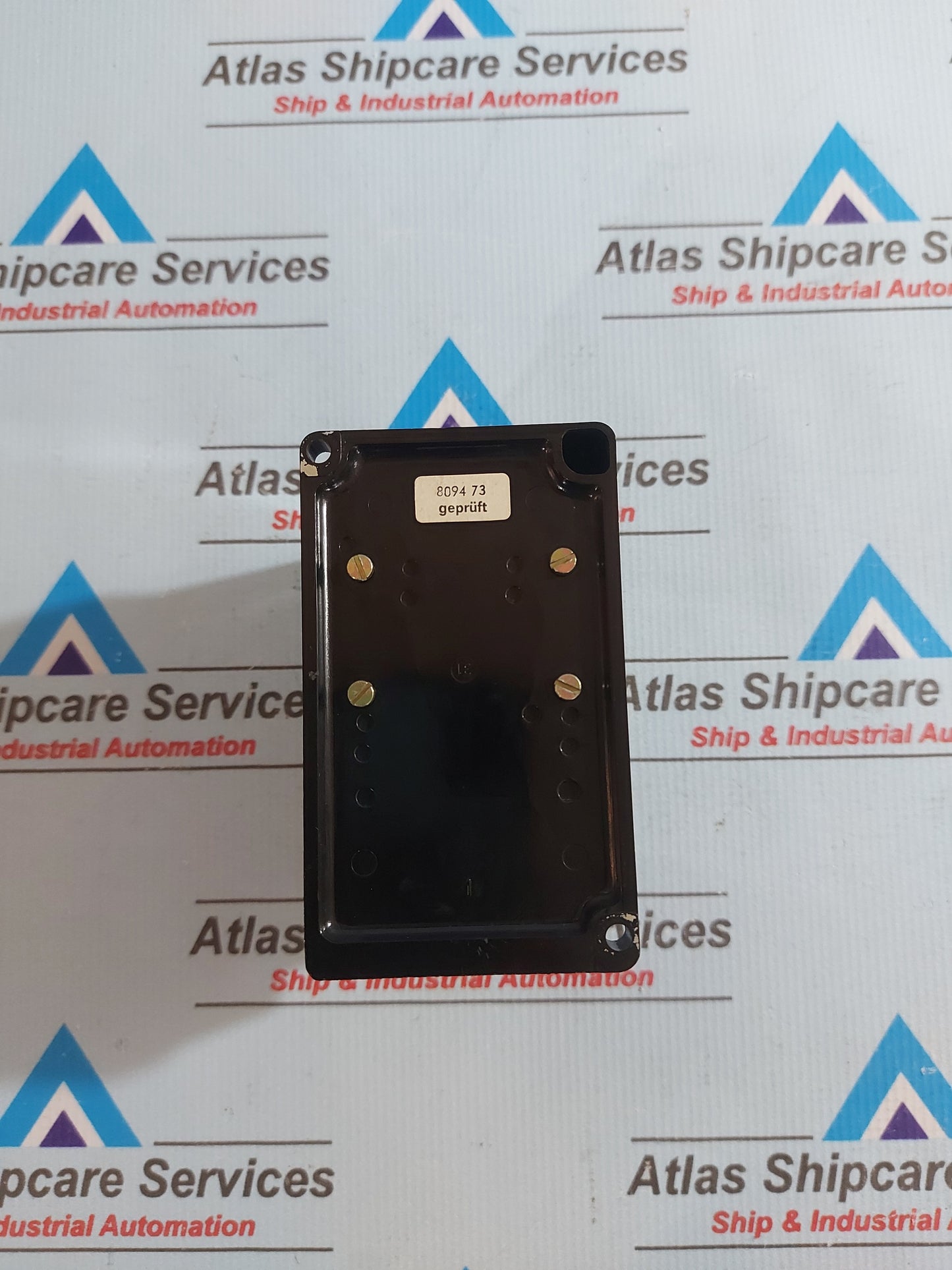 E.DOLD & SOHNE R 834 T CURRENT RELAY 4A 220V