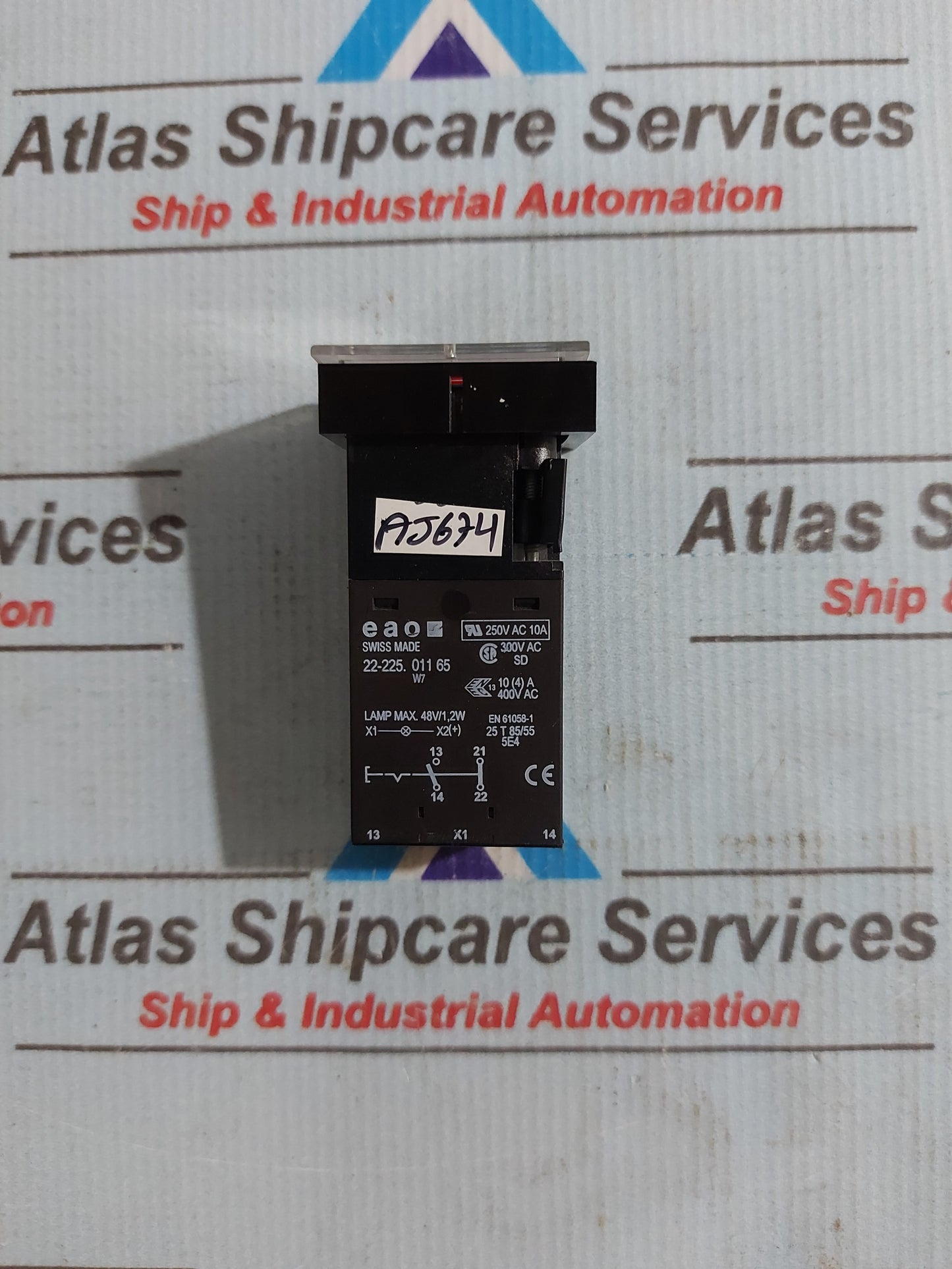 EAO 22-225.011 65 PUSHBUTTON SWITCH