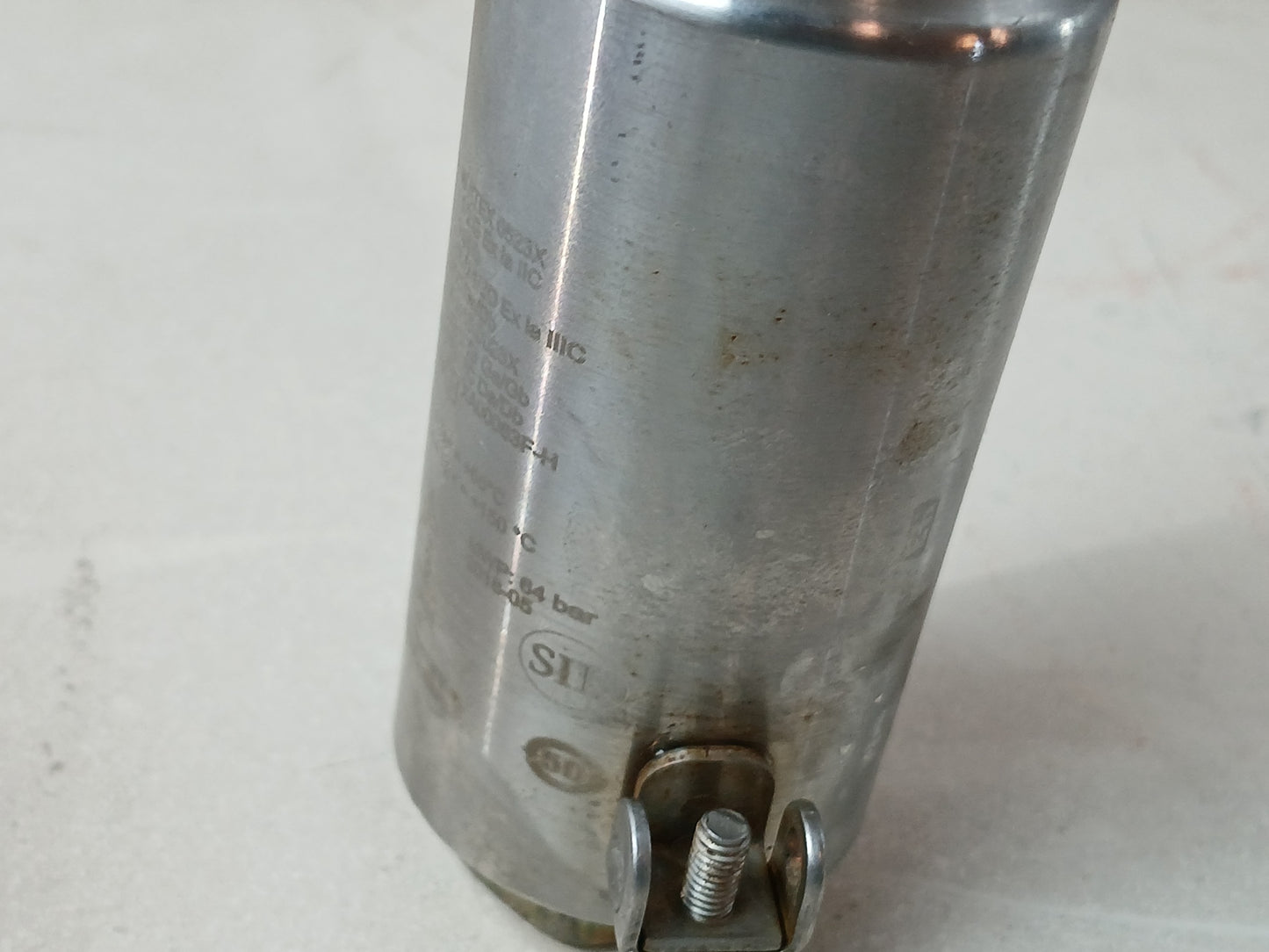 ENDRESS+HAUSER FTL50-GGQ2AA8N3A VIBRONIC POINT LEVEL DETECTOR 0.55 METER 64 BAR