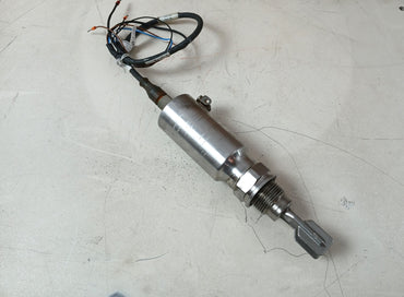 ENDRESS+HAUSER FTL50-GGQ2AA8N3A VIBRONIC POINT LEVEL DETECTOR 0.55 METER 64 BAR