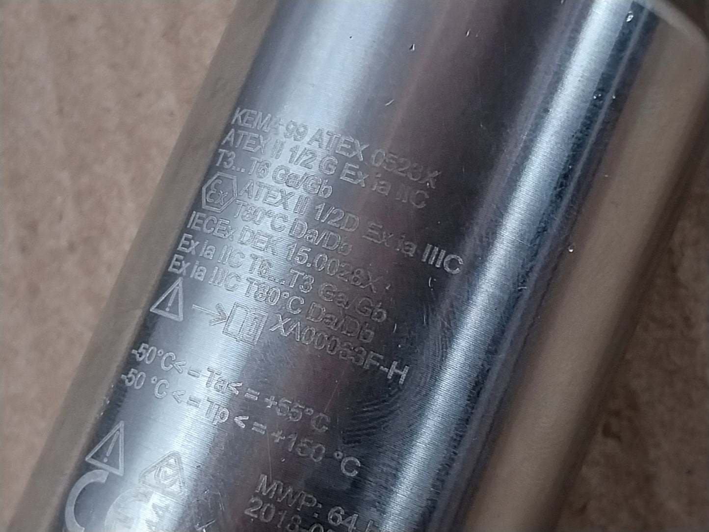 ENDRESS+HAUSER FTL50-GGQ2AA8N3A VIBRONIC POINT LEVEL DETECTOR 1.7 METER 64 BAR