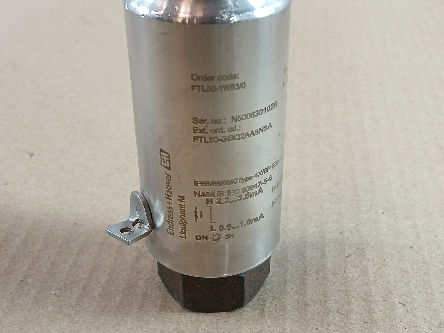 ENDRESS+HAUSER FTL50-GGQ2AA8N3A VIBRONIC POINT LEVEL DETECTOR 0.6 METER 64 BAR