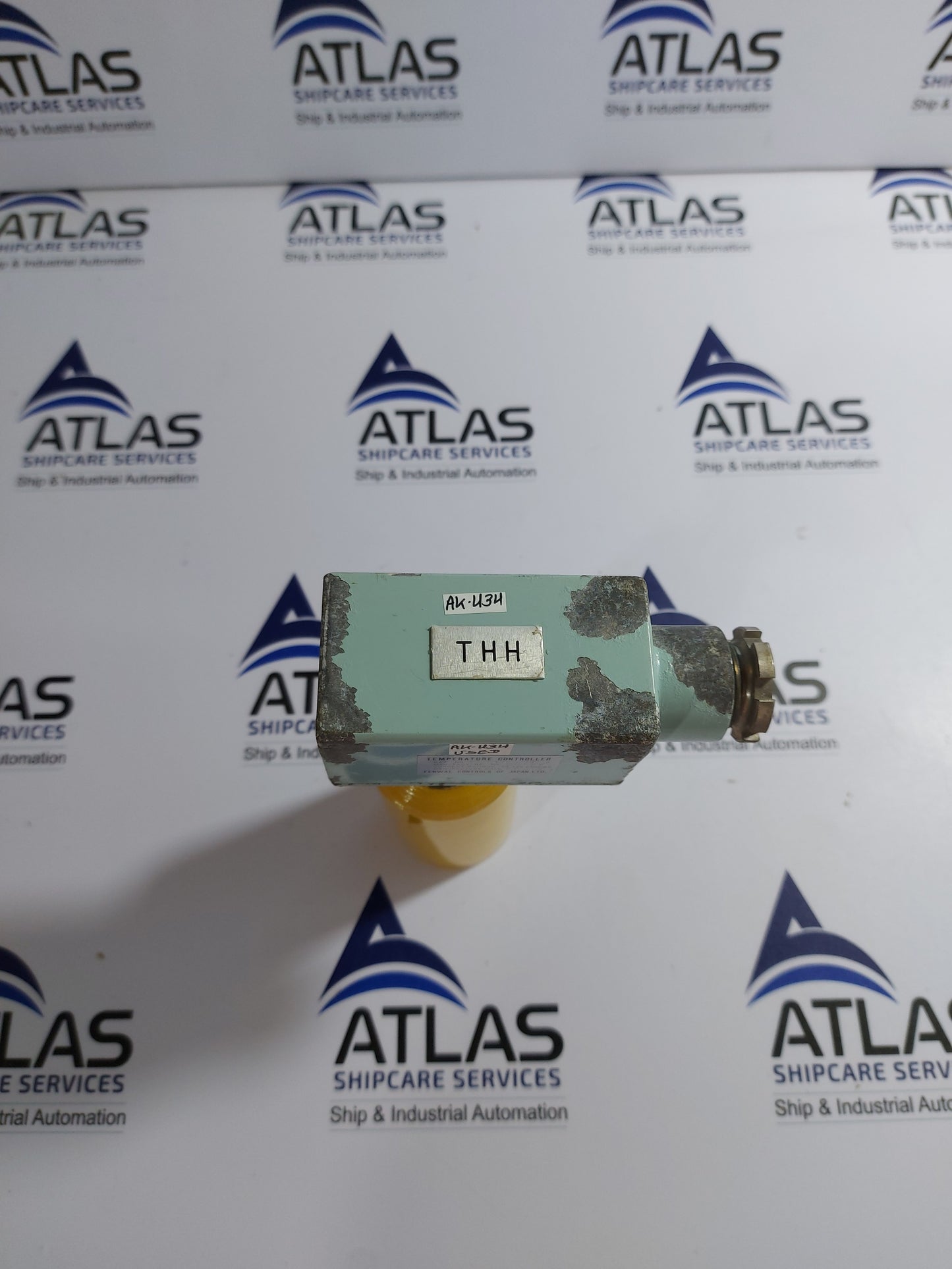 FENWAL CONTROLS 23110 70'C TEMPERATURE CONTROLLER 5A 125-250VAC