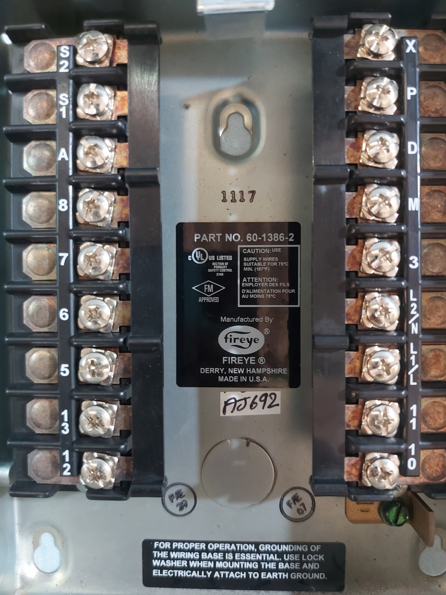 FIREYE 60-1386-2 WIRING BASE FOR SURFACE MOUNT
