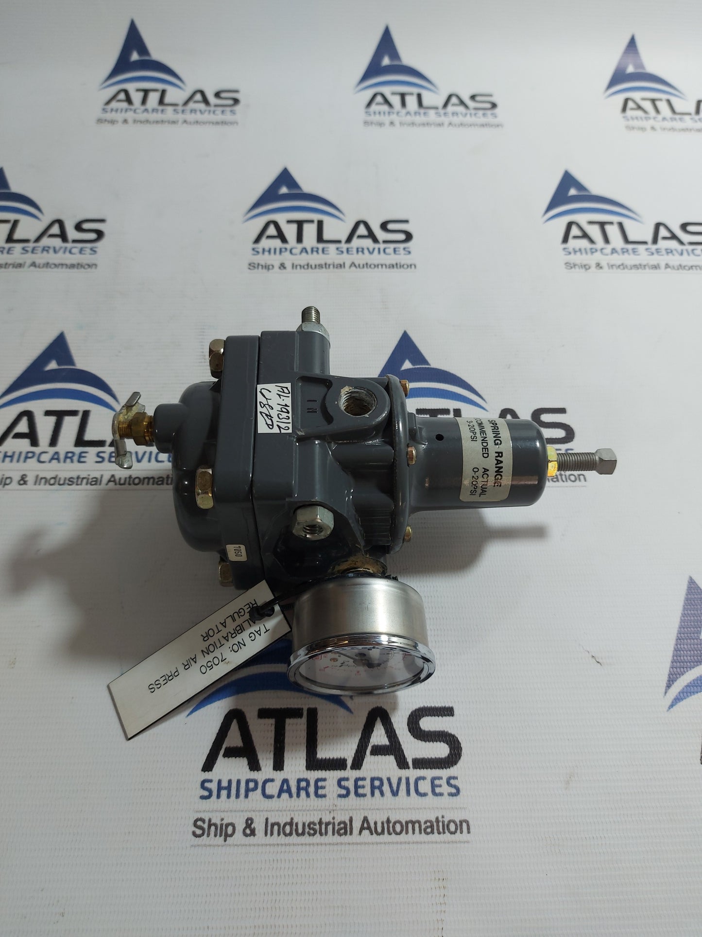 FISHER CONTROLS 67AFR/585 CALIBRATION AIR PRESSURE REGULATOR