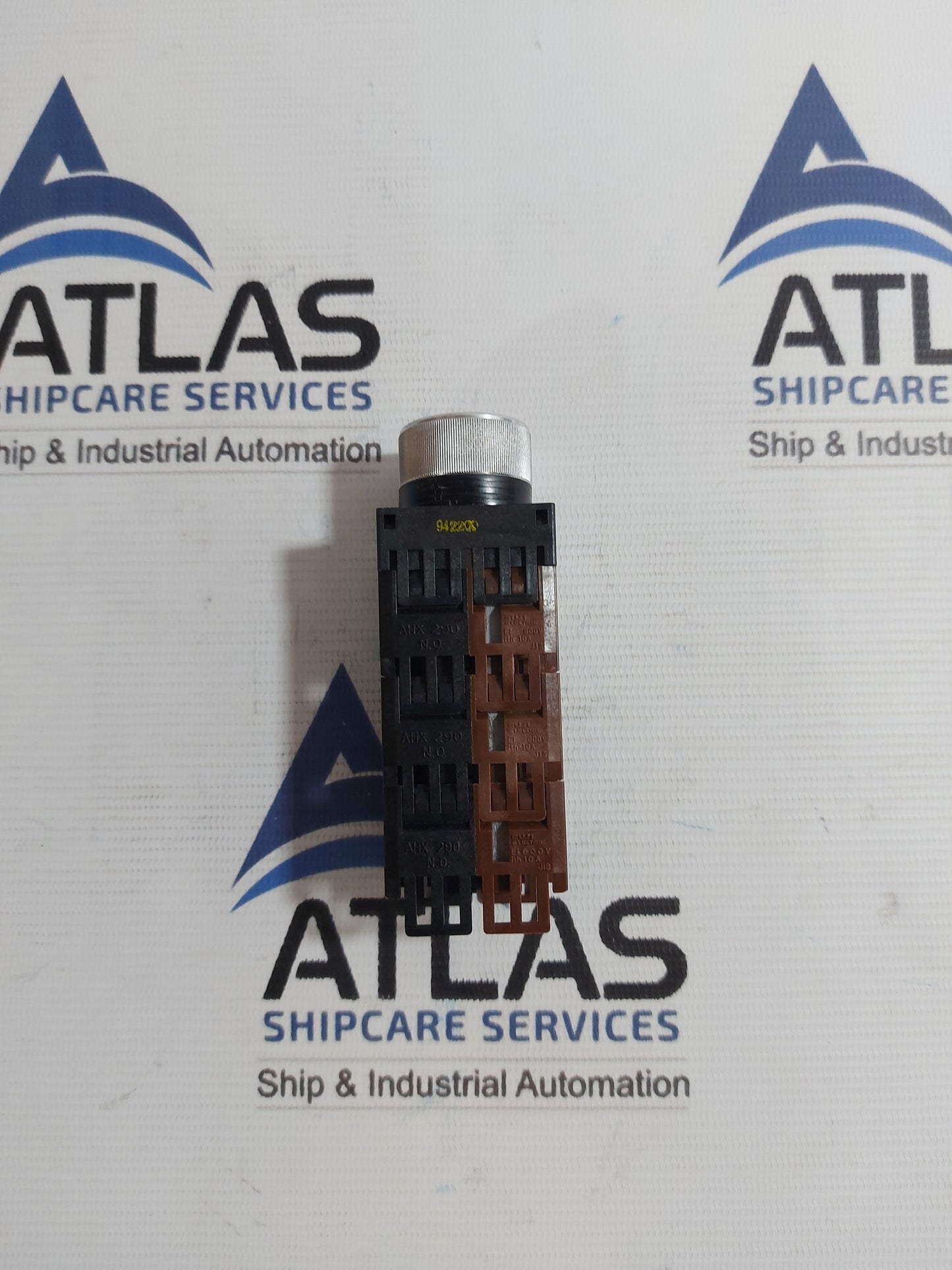 FUJI ELECTRIC AH22-P3 COMMAND SWITCH P3B33