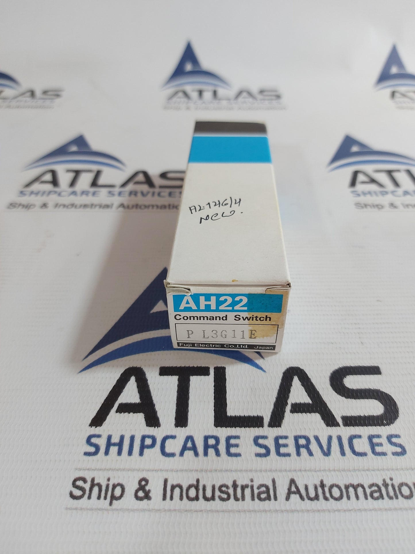 FUJI ELECTRIC AH22-PL3 E COMMAND SWITCH PL3G11E