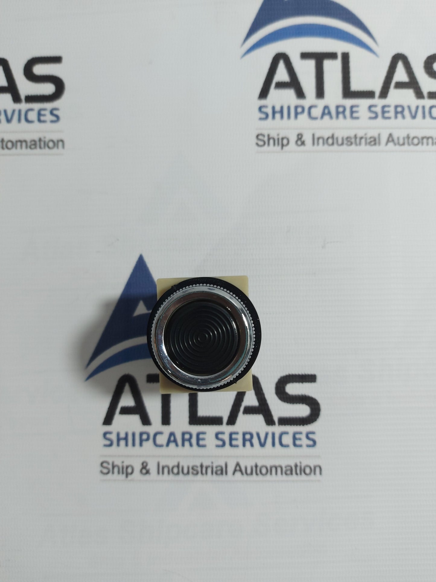 FUJI ELECTRIC AH30-F PUSHBUTTON COMMAND SWITCH 41-10420