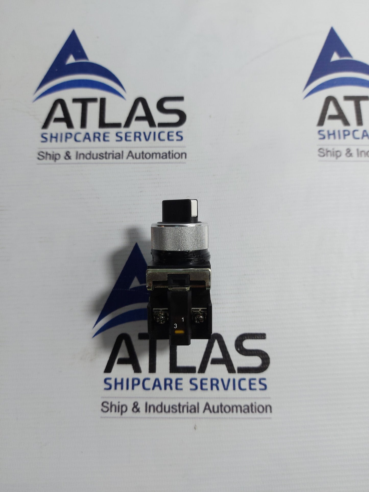 FUJI ELECTRIC AK22-1M2105PB CONTROL SWITCH 7.5A 600V