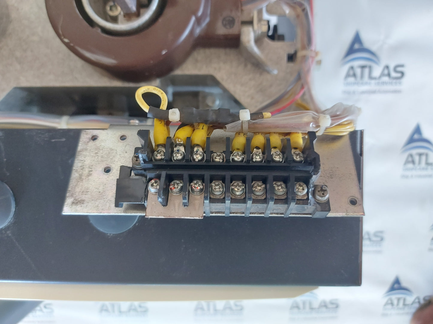 FUJI ELECTRIC AUTO-V HA12B-H6FM2 MANUAL SPRING-OPERATED VACUUM CIRCUIT BREAKER