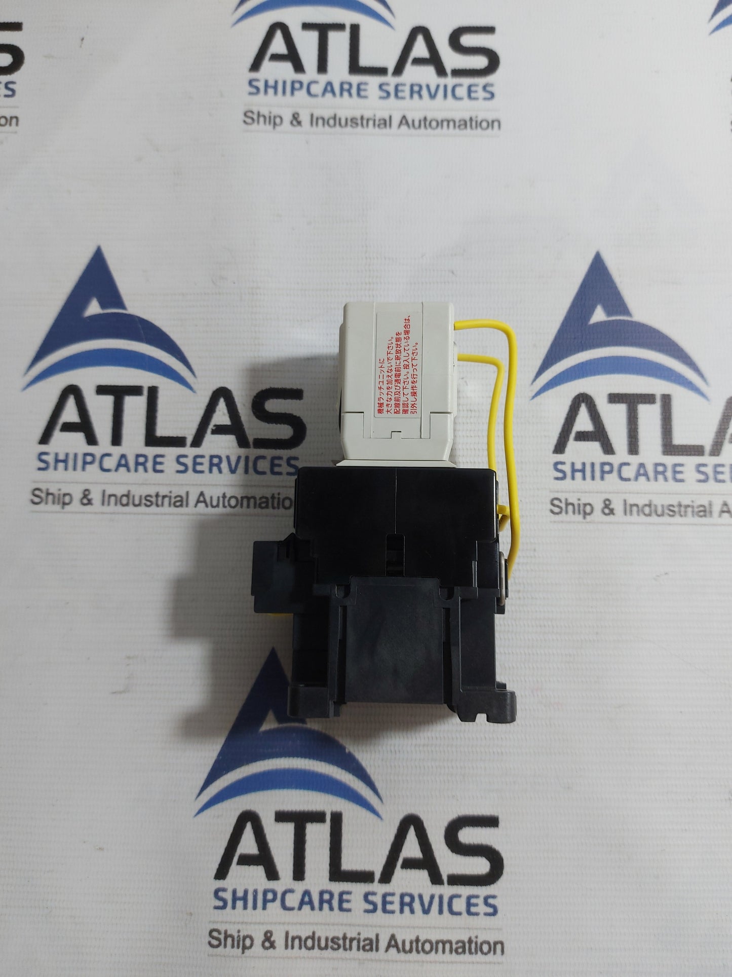 FUJI ELECTRIC SH-4/V CONTACTOR WITH AUXILIARY RELAY COIL 200-220V