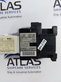 FUJI ELECTRIC SH-5 LATCH MAGNETIC CONTACTOR WITH AUXILIARY RELAY SZ-V100